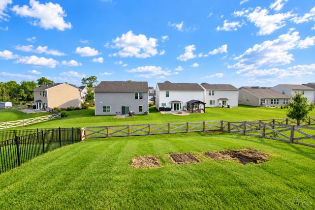 698 Kingly Terrace, South Lebanon, OH 45065