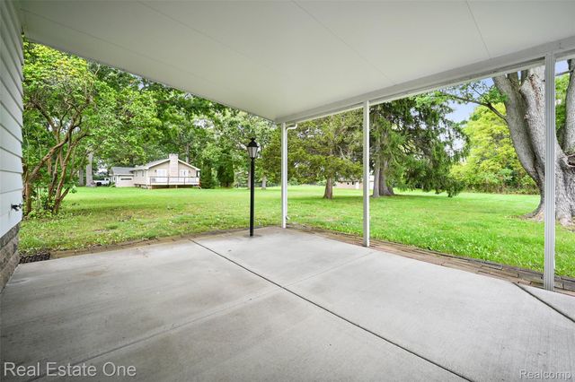 4233 McCandlish Road, Grand Blanc Charter Township, MI 48439