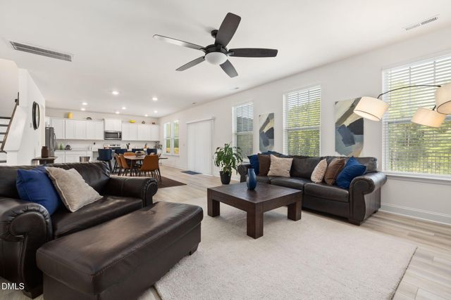 1273 Sidney Creek Drive, Zebulon, NC 27597