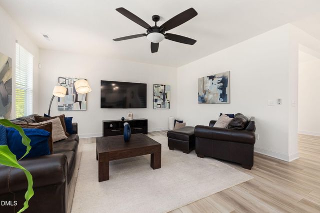 1273 Sidney Creek Drive, Zebulon, NC 27597