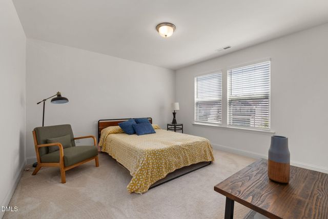 1273 Sidney Creek Drive, Zebulon, NC 27597