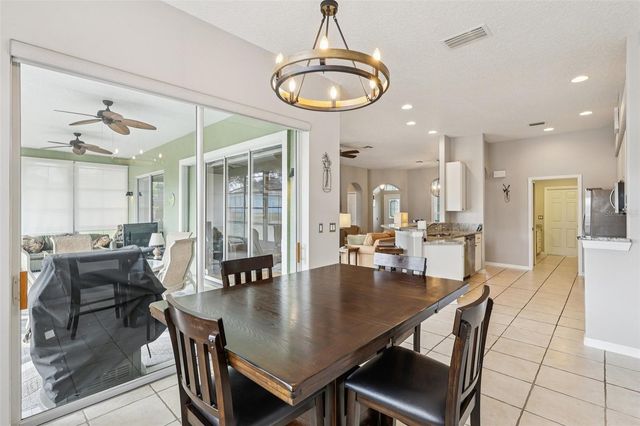 5279 INDIAN OCEAN LOOP, Tavares, FL 32778