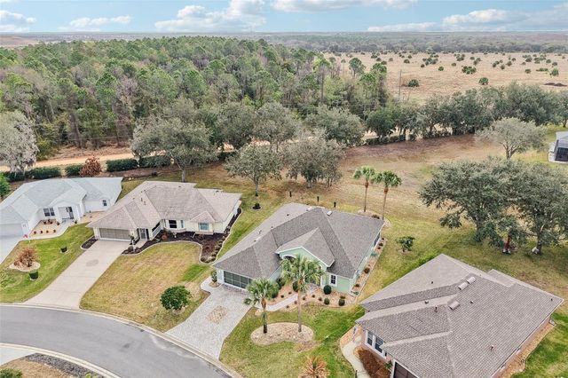 5279 INDIAN OCEAN LOOP, Tavares, FL 32778