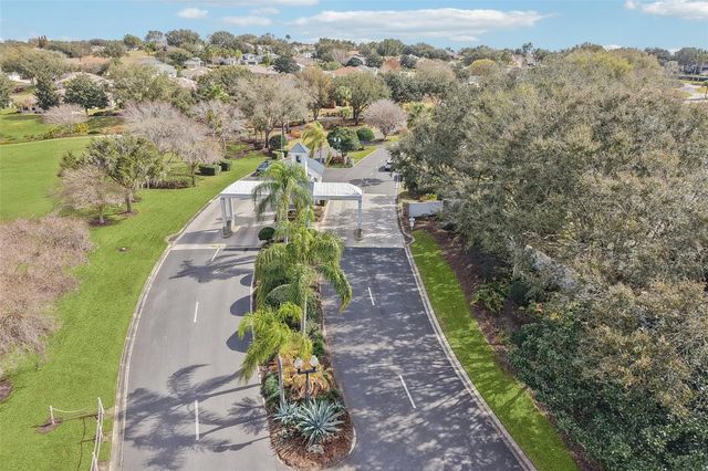 5279 INDIAN OCEAN LOOP, Tavares, FL 32778