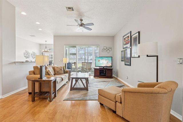 5279 INDIAN OCEAN LOOP, Tavares, FL 32778