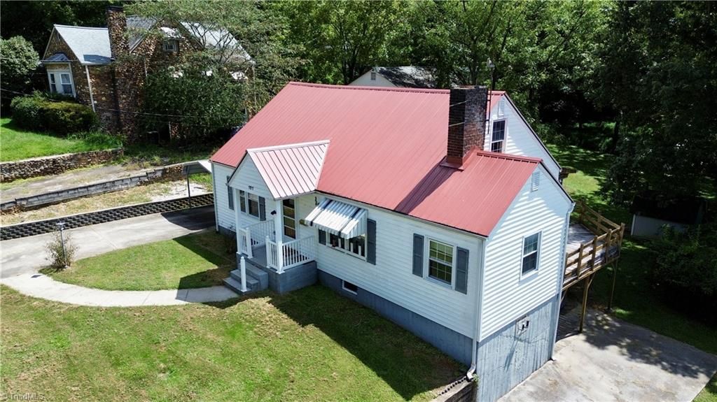 127 Young Street, Elkin, NC 28621