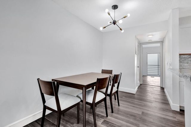 211 Sheffield I, West Palm Beach, FL 33417