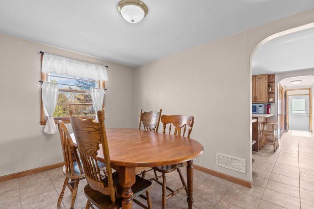 2530 BARBARA AVENUE, Appleton, WI 54915