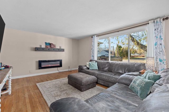 2530 BARBARA AVENUE, Appleton, WI 54915