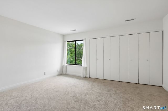 9 Lawson Lane 9, Ridgefield, CT 06877