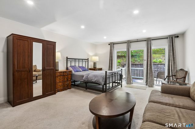 9 Lawson Lane 9, Ridgefield, CT 06877