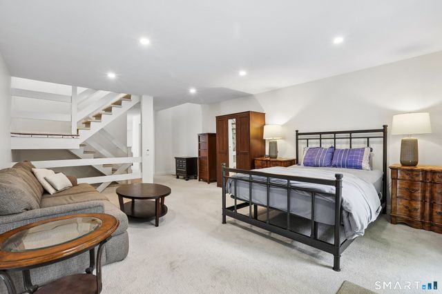 9 Lawson Lane 9, Ridgefield, CT 06877