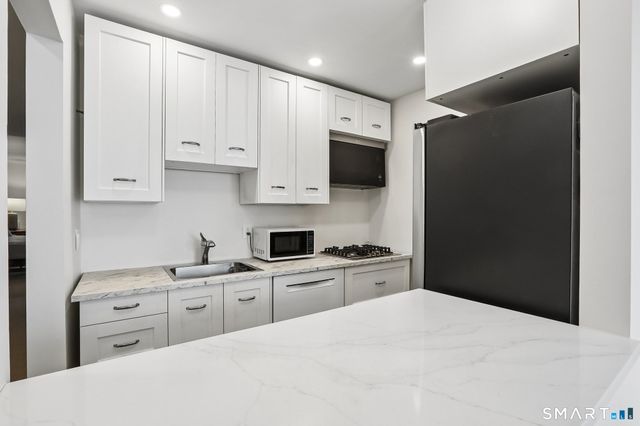 9 Lawson Lane 9, Ridgefield, CT 06877