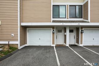 9 Lawson Lane 9, Ridgefield, CT 06877