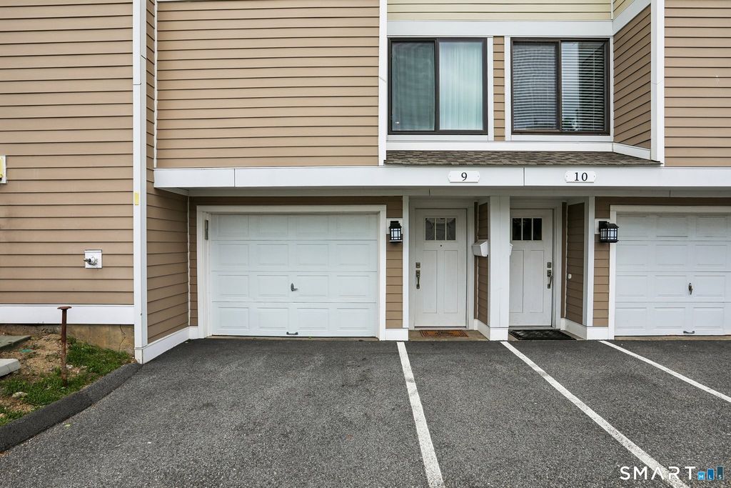 9 Lawson Lane 9, Ridgefield, CT 06877