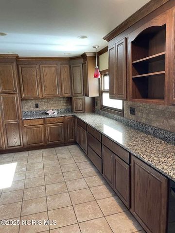 20240 W Portage River South Road, Woodville, OH 43469