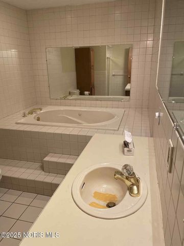 20240 W Portage River South Road, Woodville, OH 43469