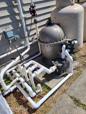 20240 W Portage River South Road, Woodville, OH 43469