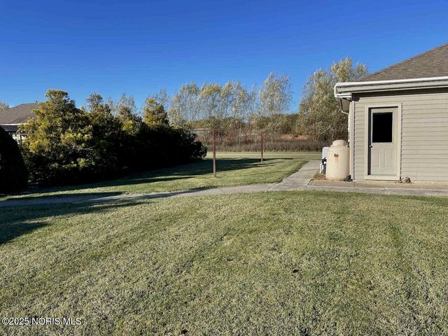 20240 W Portage River South Road, Woodville, OH 43469