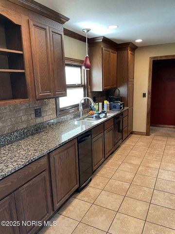 20240 W Portage River South Road, Woodville, OH 43469