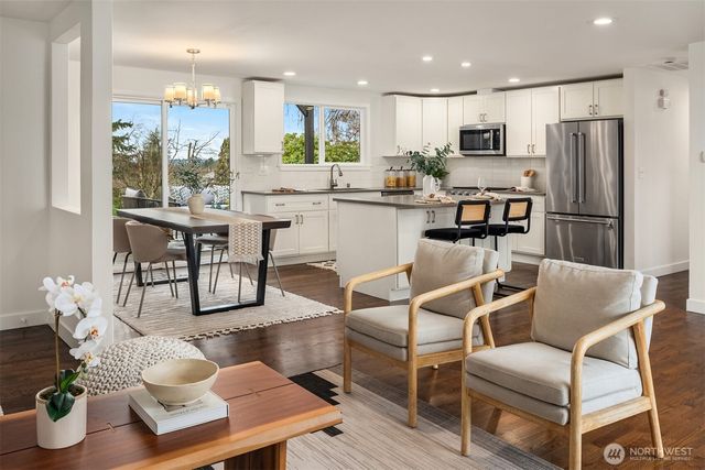 3128 N Claremont Place, Tacoma, WA 98407