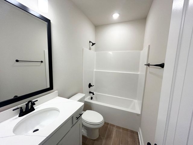 232 W Tweet Street, Freeport, FL 32439