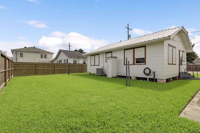 913 Liberty St, Houma, LA 70360