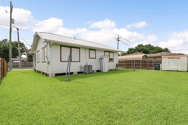 913 Liberty St, Houma, LA 70360