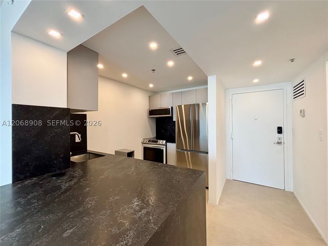 2829 Indian Creek Dr 604, Miami Beach, FL 33140