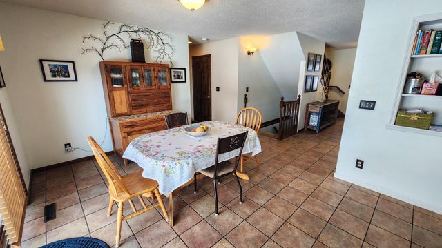 1937 19th Street S, Fargo, ND 58103