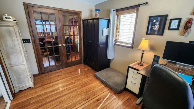 1937 19th Street S, Fargo, ND 58103