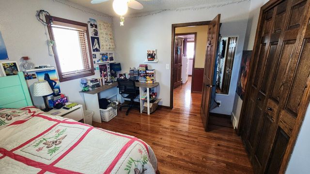 1937 19th Street S, Fargo, ND 58103