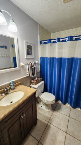 1937 19th Street S, Fargo, ND 58103