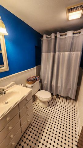 1937 19th Street S, Fargo, ND 58103