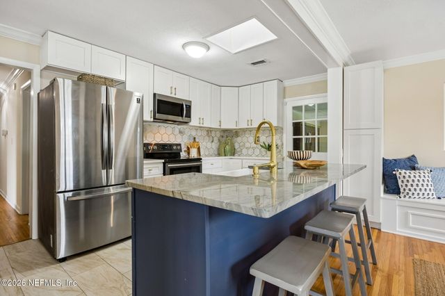 4140 LEXINGTON Avenue, Jacksonville, FL 32210