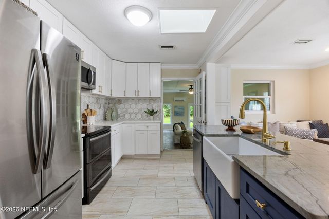 4140 LEXINGTON Avenue, Jacksonville, FL 32210