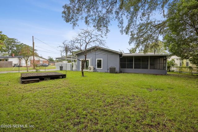 4140 LEXINGTON Avenue, Jacksonville, FL 32210