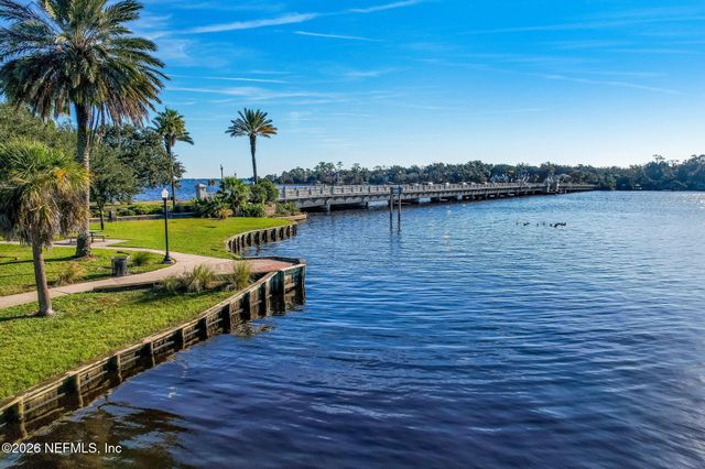 4140 LEXINGTON Avenue, Jacksonville, FL 32210