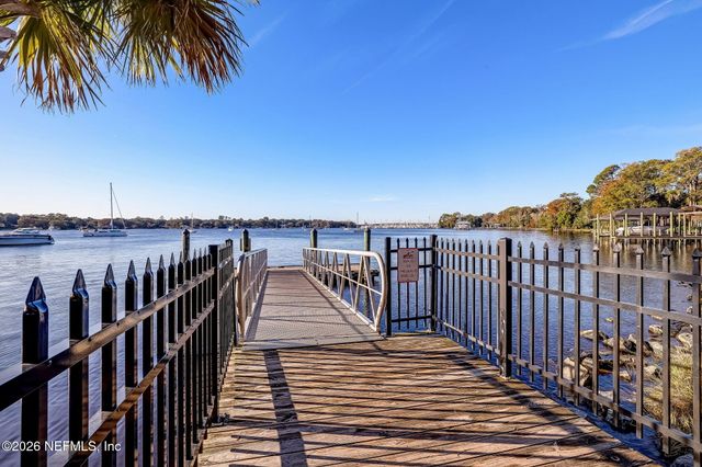4140 LEXINGTON Avenue, Jacksonville, FL 32210