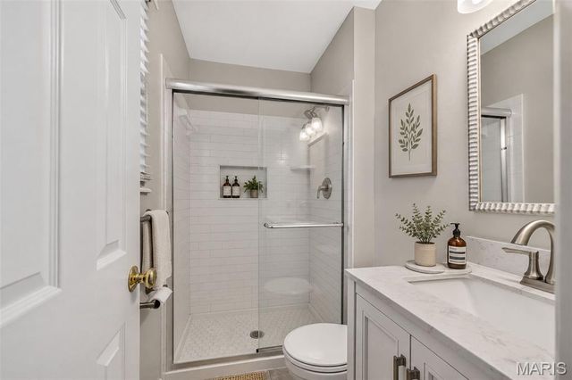 308 W Sunny Hill Boulevard, St Peters, MO 63376