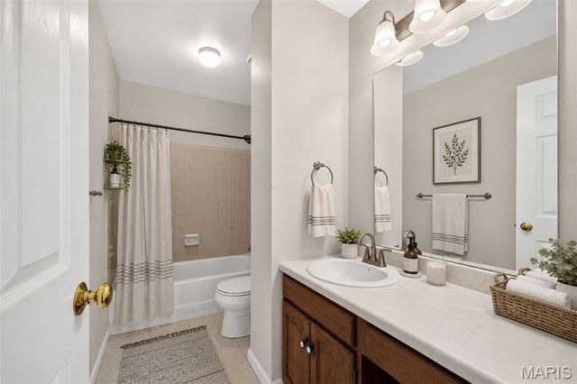 308 W Sunny Hill Boulevard, St Peters, MO 63376