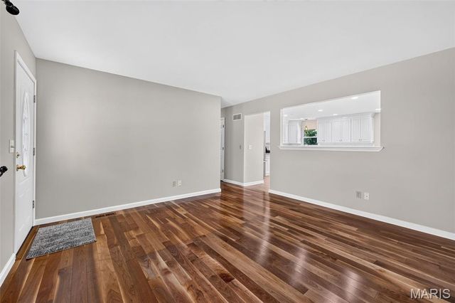 308 W Sunny Hill Boulevard, St Peters, MO 63376