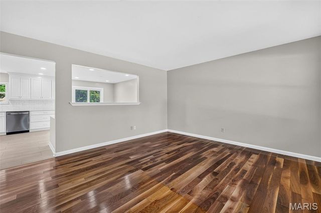 308 W Sunny Hill Boulevard, St Peters, MO 63376