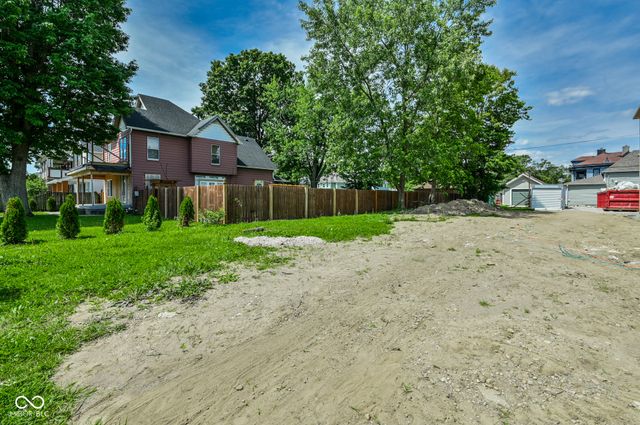 2454 Guilford Avenue, Indianapolis, IN 46205