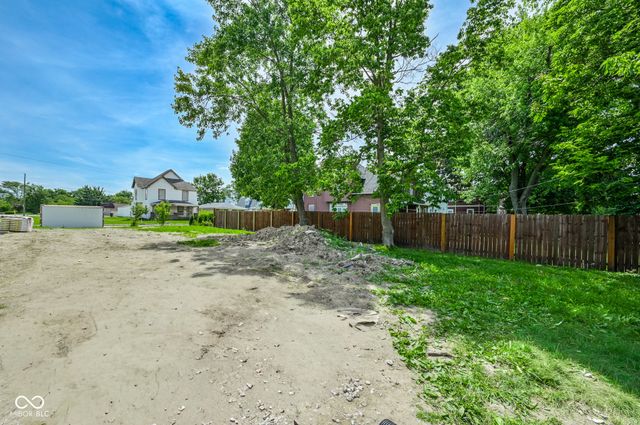 2454 Guilford Avenue, Indianapolis, IN 46205
