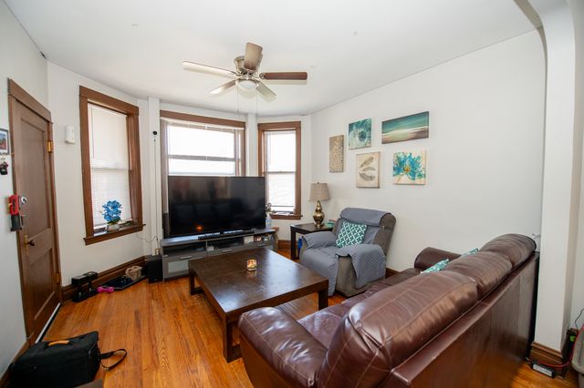 5051 W Berenice Avenue 1, Chicago, IL 60641