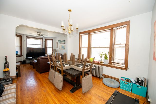 5051 W Berenice Avenue 1, Chicago, IL 60641
