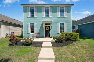 322 Newberry TRL, San Marcos, TX 78666