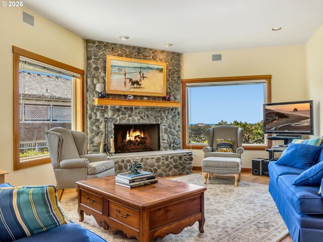 4810 HIGH RIDGE Rd, Gearhart, OR 97138