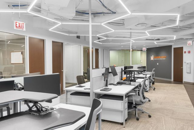 311 S Wacker Drive 510, Chicago, IL 60606